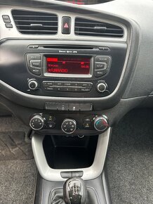 KIA Ceed Sw - 10