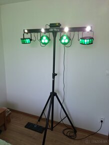 Predám Showtec - QFX Multi FX Compact Light Set - 10