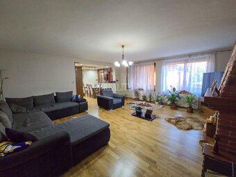 Výnimočná 5-izb.vila 330 m2,pozemok 1840 m2+wellness - 10