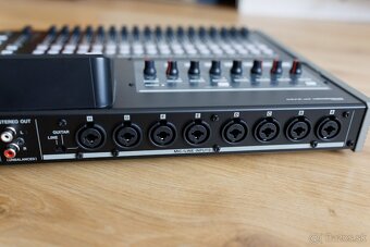 Tascam DP-24SD multirekordér - 10