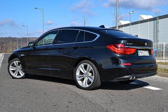 BMW 530d xDrive GT - 10