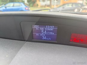 Mazda 3,  R. 2010, 2.2 MZR-CD, 136KW, čierna metalýza - 10