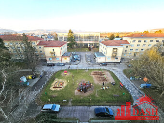 Znížená cena - Na predaj zariadený 1 izbový byt, Nová Dubnic - 10