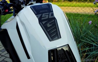 BMW F750 GS - 10