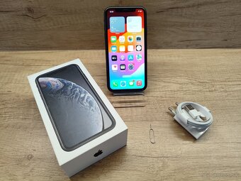 iPhone XR - super stav + záruka - 10