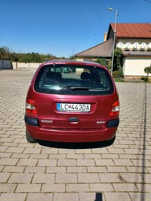 Renault Scenic - 10