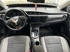 Toyota Auris 1.2 Turbo AUTOMAT - 10