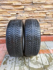Celoročné pneu Vredestein 2ks/ Zimné pneu Nexen 2ks 185/55 - 10