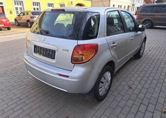 Suzuki SX4 1,9 DDiS GL 2WD nafta manuál 88 kw - 10