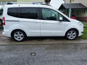 Ford tourneo courier - 10