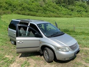 Chrysler Grand Voyager 2,5CRD - 10