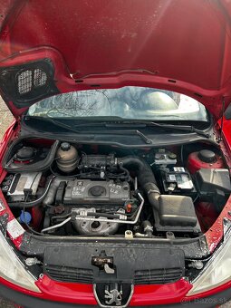 Peugeot 206 1.1 44kW - 10