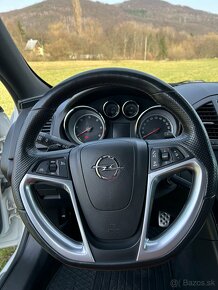 Opel Insignia 2.0 CDTI 4x4 - 10