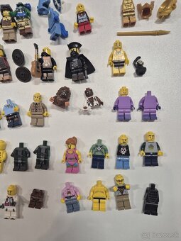 Collectible Minifigures - 10