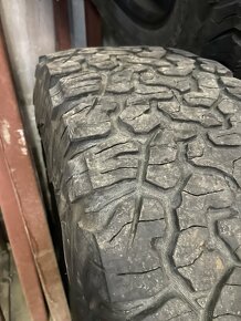 255/70 r18 BF goodrich KO2 - 10