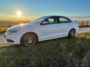 Volkswagen Jetta Mk6 1.2TSI 77kw 2014 - 10