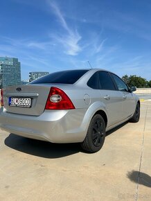 Ford Focus 1.6 benzin - 10