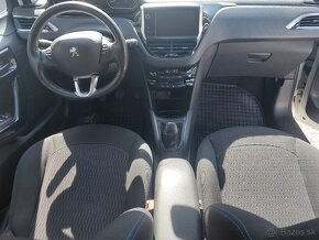 Peugeot 208 STYLE - 10