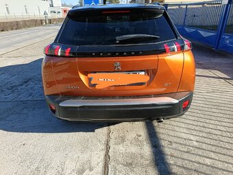 Peugeot 2008 Gt 1.5 HDI 96 kw r.v. 2021 - 10