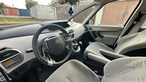 Citroen C4 Picasso 1.8i 16V - 10