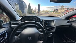 Peugeot 208 1.2 pure tech 82k - 10