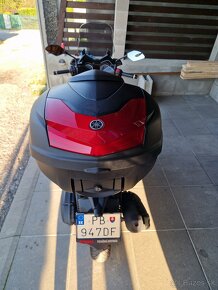 Yamaha xmax 125 tech max - 10