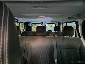 Opel Vivaro - 10