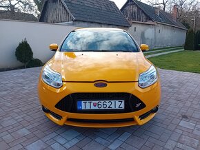 Ford Focus ST 2.0 EcoBoost SCTi ST R - 10