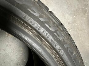 ZIMNA SADA DVOJROZMER 245/40 R19 275/35 R19 PIRELLI - 10