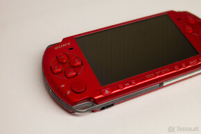 PSP 3000 radiant red - 10