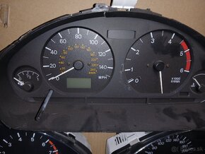 Mitsubishi Carisma  - tachometer - 10