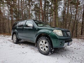 Nissan Pathfinder - 10