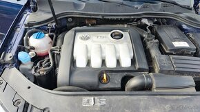 Volkswagen Passat 1.9 TDI 77KW - 10