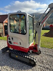 Báger Takeuchi TB216 - 10