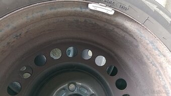 6 ročné pneumatiky BF Goodrich na diskoch 215/60 R16 - 10