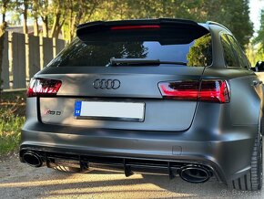 AUDI RS6 4.0 TFSI QUATTRO TIPTRONIC 560k/ SK AUTO / NEBÚRANÉ - 10