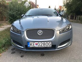 Krasny Jaguar XF Sportbrake 2.2d - 10