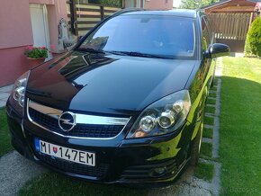 Opel Vectra 1.9 CDTI OPC Line A/T combi 140 kW / 400 Nm - 10