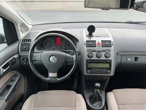 Volkswagen Touran 2.0 TDi 103kw 6 rychl 1.maj v ČR - 10