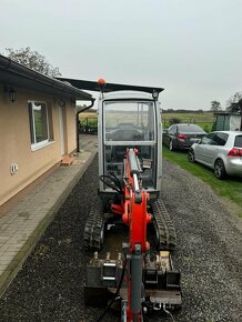 Iveco Eurocargo sklapač a minibager Wacker Neuson - 10