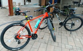 Predám 2ks horské Bike Kellys spider 29"kolesá hydro brzdy - 10