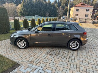 Audi A3 SPORTBACK 2.0TDI 110kw S-tronic - 10