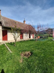 EXKLUZÍVNE - VEĽKÝ RODINNÝ DOM - Mošovce - 10