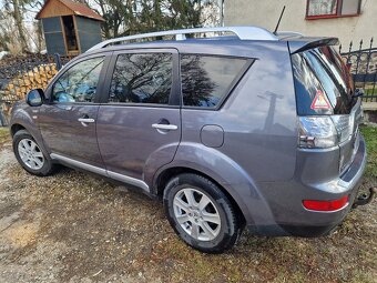 Mitsubishi Outlander 2.2 hdi - 10