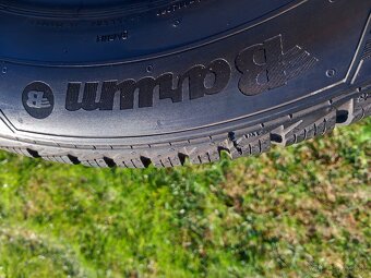 205/60 r16 zimne pneumatiky - 10