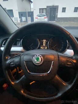 Predám škoda superb 2.0 TDi 103kW DSG - 10