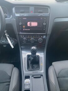 VW Golf VII 1.0 TSi 81 kW kup ČR 2018 nájezd 62 tis. KM - 10