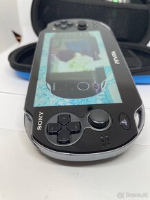 PS VITA PCH-1004 OLED +4hry+4gb karta - 10