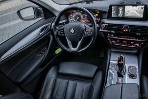 BMW rada 5 Touring 520d xDrive A/T - 10