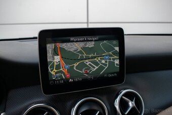 Mercedes-Benz GLA 200 d A/T - 10